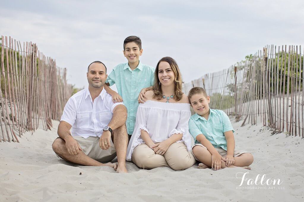 family beach photographing children