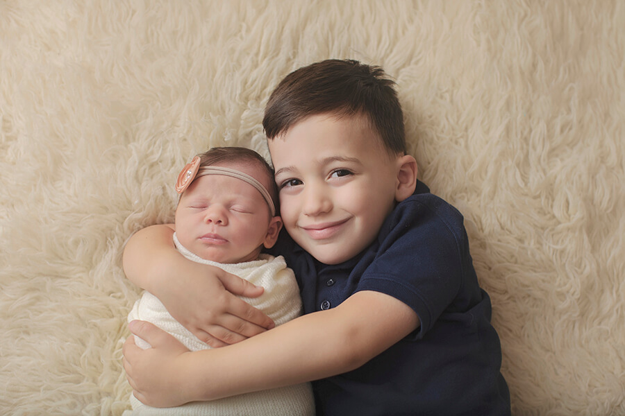 What Actually Happens During A Newborn Session