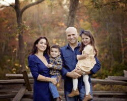 family photography session at chase farm, ma