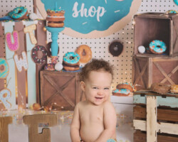 Donut Themed Cake Smash Session