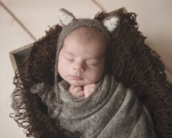 newborn snuggles
