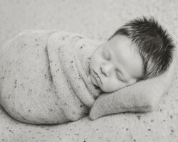 RI & MA newborn photographer