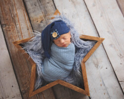 newborn in start bowl